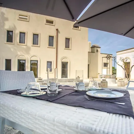 Lucrezio 4* Cutrofiano