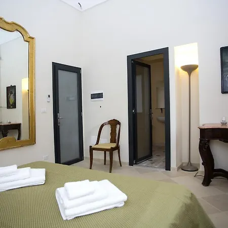 Bed & Breakfast Lucrezio 3*