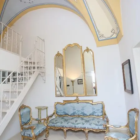 Bed & Breakfast Lucrezio 3*