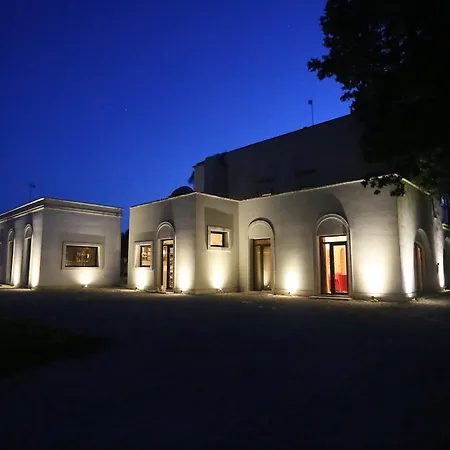 Lucrezio Bed & Breakfast Cutrofiano