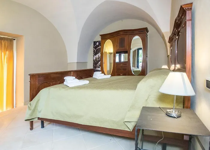 Lucrezio Bed & Breakfast