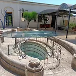 Lucrezio Bed and breakfast Cutrofiano