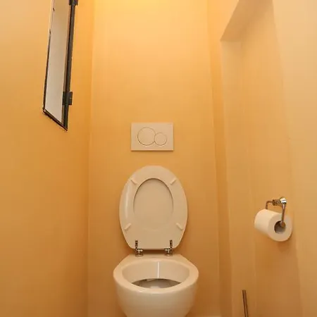 Couette-café Lucrezio Cutrofiano