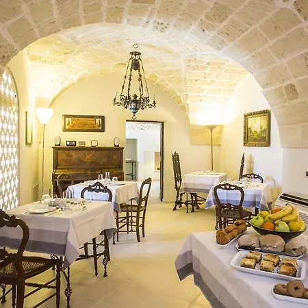 Lucrezio 住宿加早餐酒店