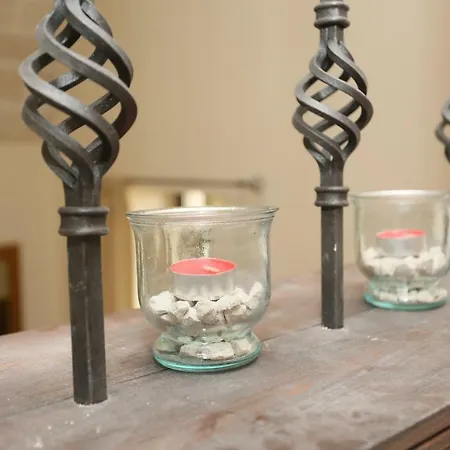 Lucrezio 4* Cutrofiano